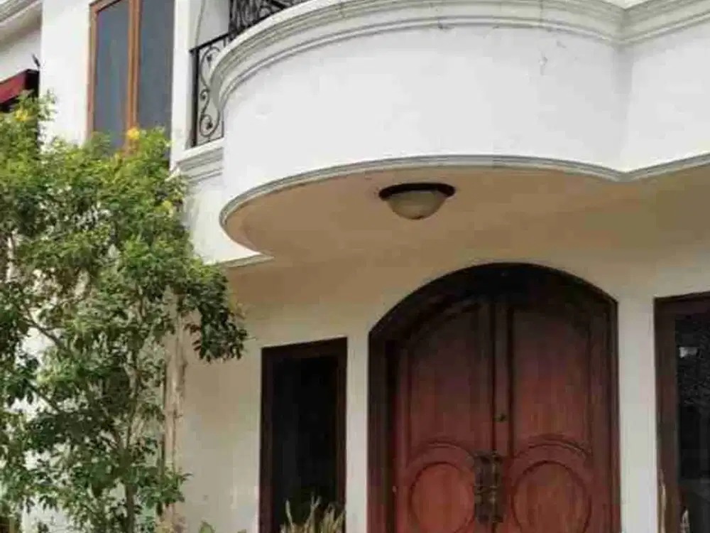 Rumah Mewah Dalam Komplek Elite Di Lebak Bulus