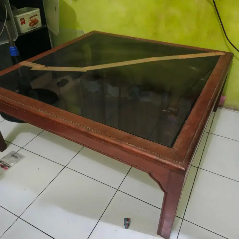 Meja kayu jati bekas