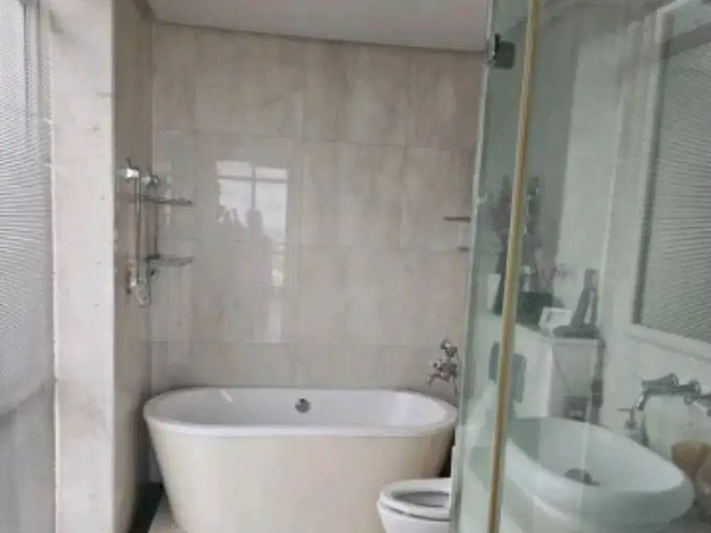 DIJUAL APARTEMEN ADHIWANGSA MAYJEND JONOSEWOJO SURABAYA RON.A3060