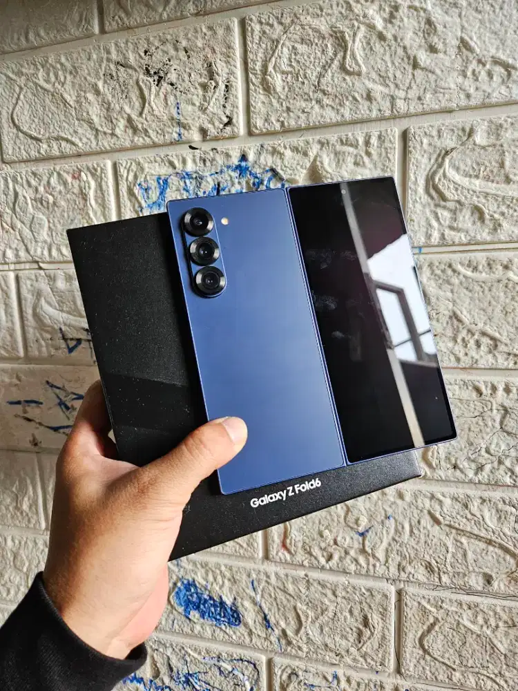 SAMSUNG Z FOLD 6 512GB NAVY RESMI SEIN (-bercak sesuai gambar)
