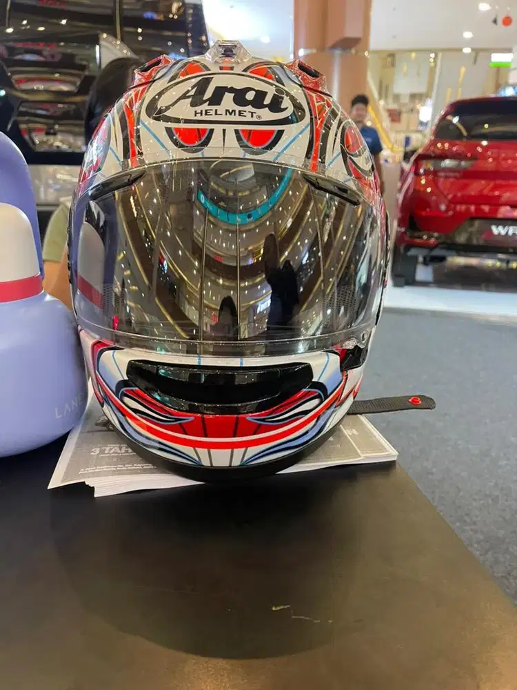 helm arai like new