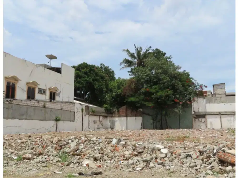 DIJUAL KAVLING DI JL MANGGA BESAR TAMAN SARI SHM 1.064m²