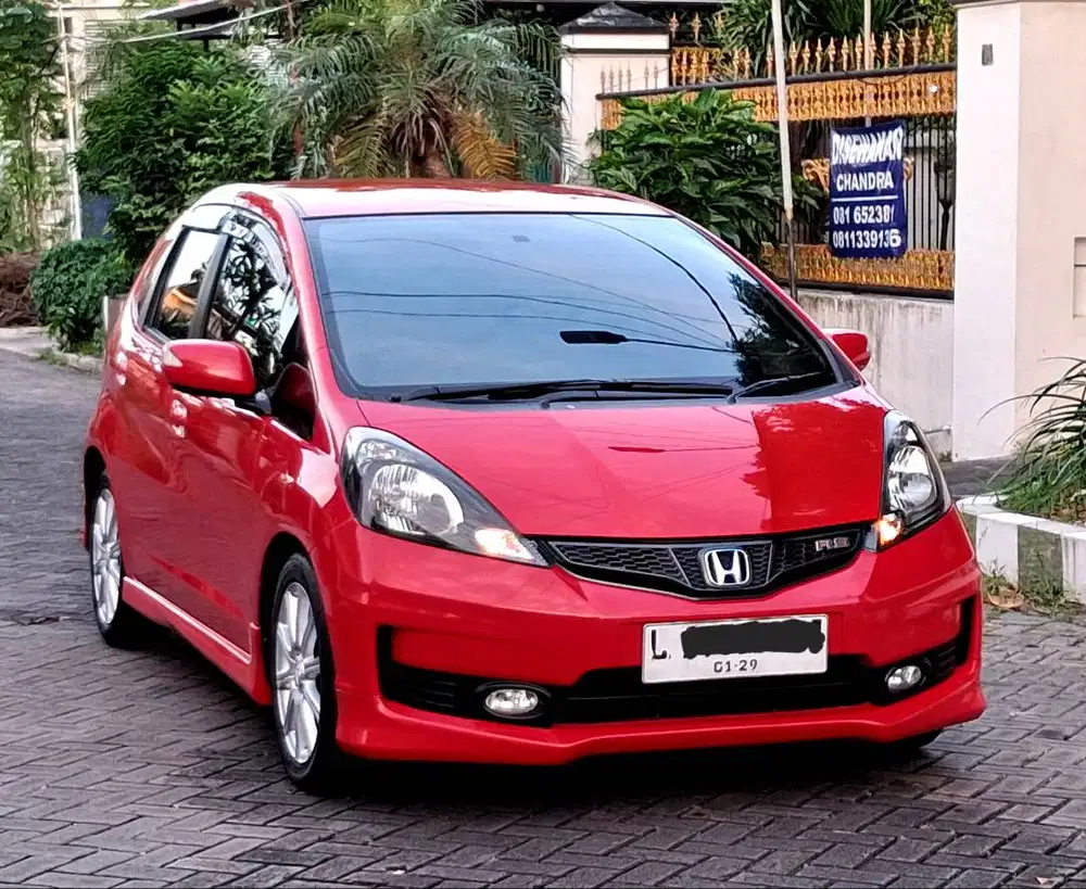 HONDA NEW JAZZ RS FACELIFT MATIC TAHUN PMK 2014 MERAH