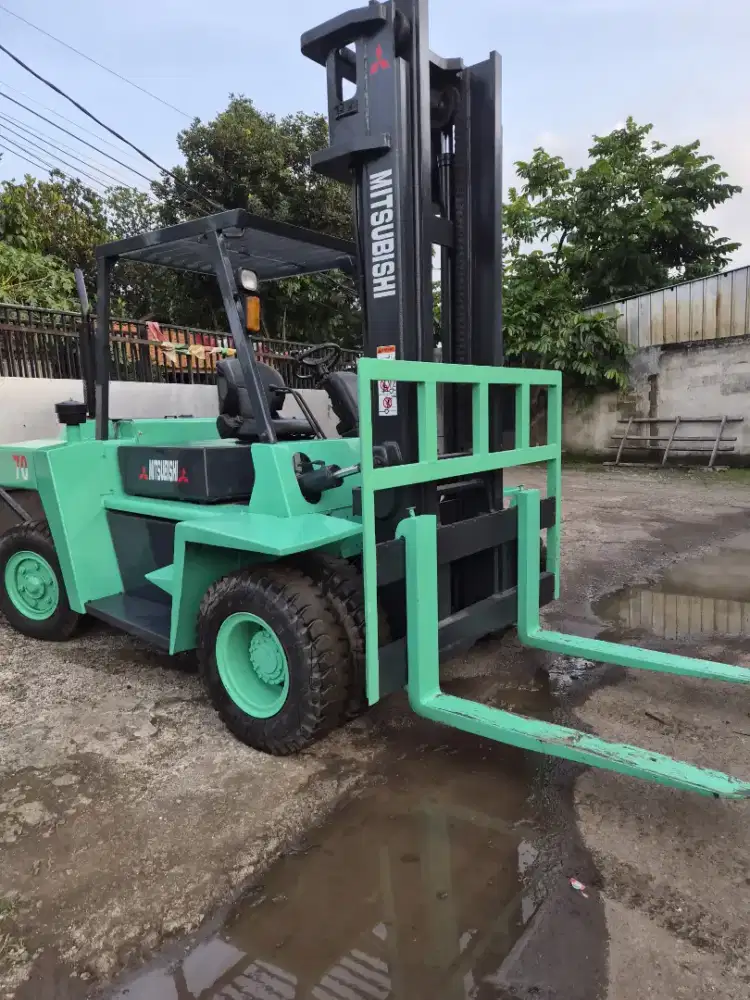 Forklift 7 Ton Mitsubishi siap kerja barang murah