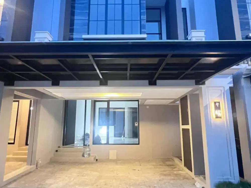 RUMAH MEWAH HARGA TERJANGKAU DI CBD SURABAYA BARAT