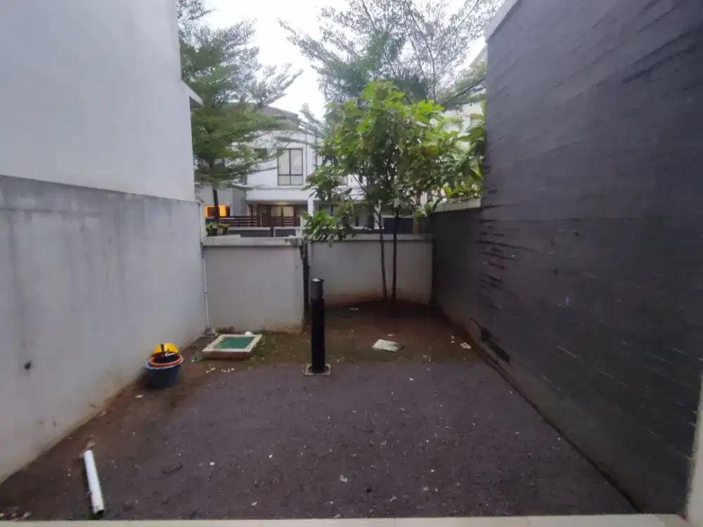 DIJUAL SEGERA RUMAH PODOMORO PARK BANDUNG STT TELKOM, TOL BUAH BATU