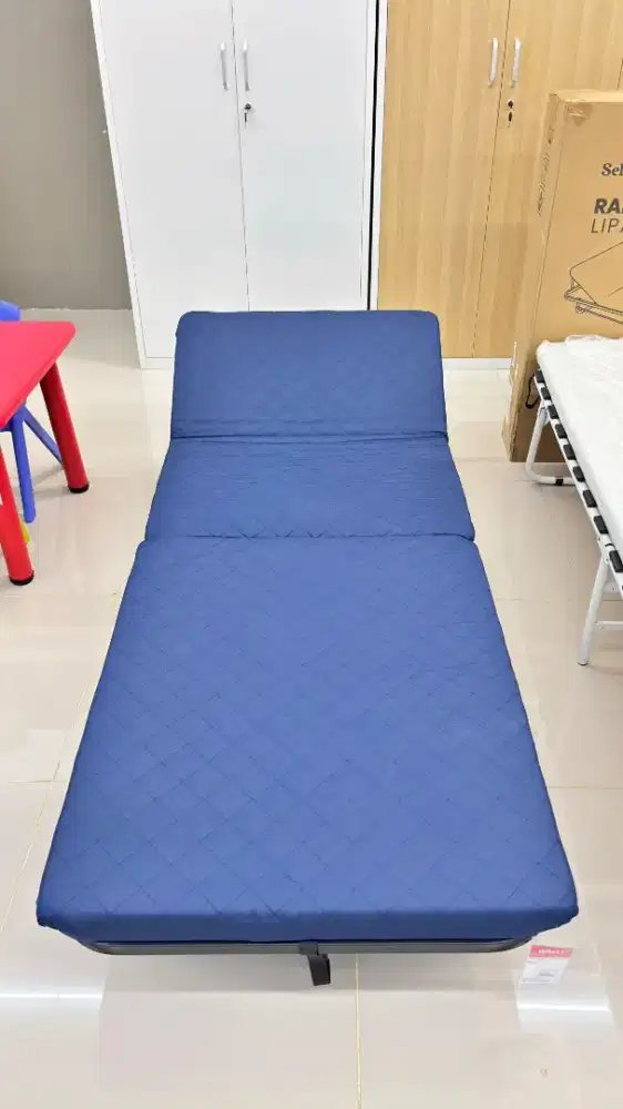 FENTON FOLDING EXTRA BED BLUE