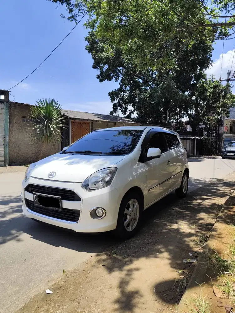 Daihatsu Ayla X