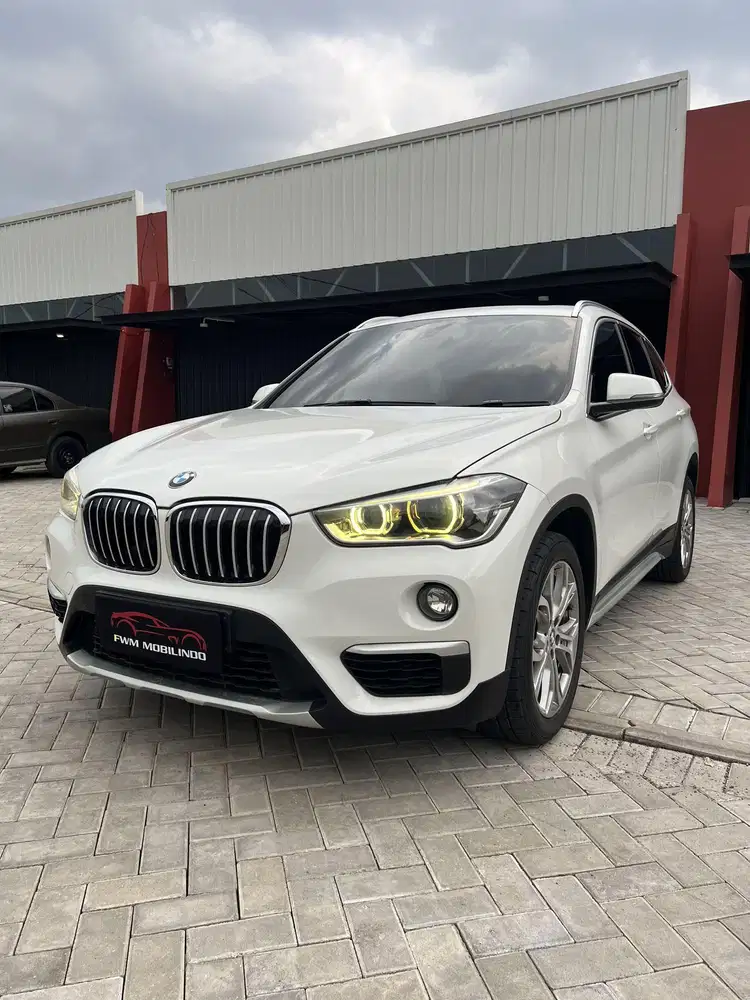 Bmw x1 sdrive xline bensin matic 2018 putih, terawat,mulus, murmer