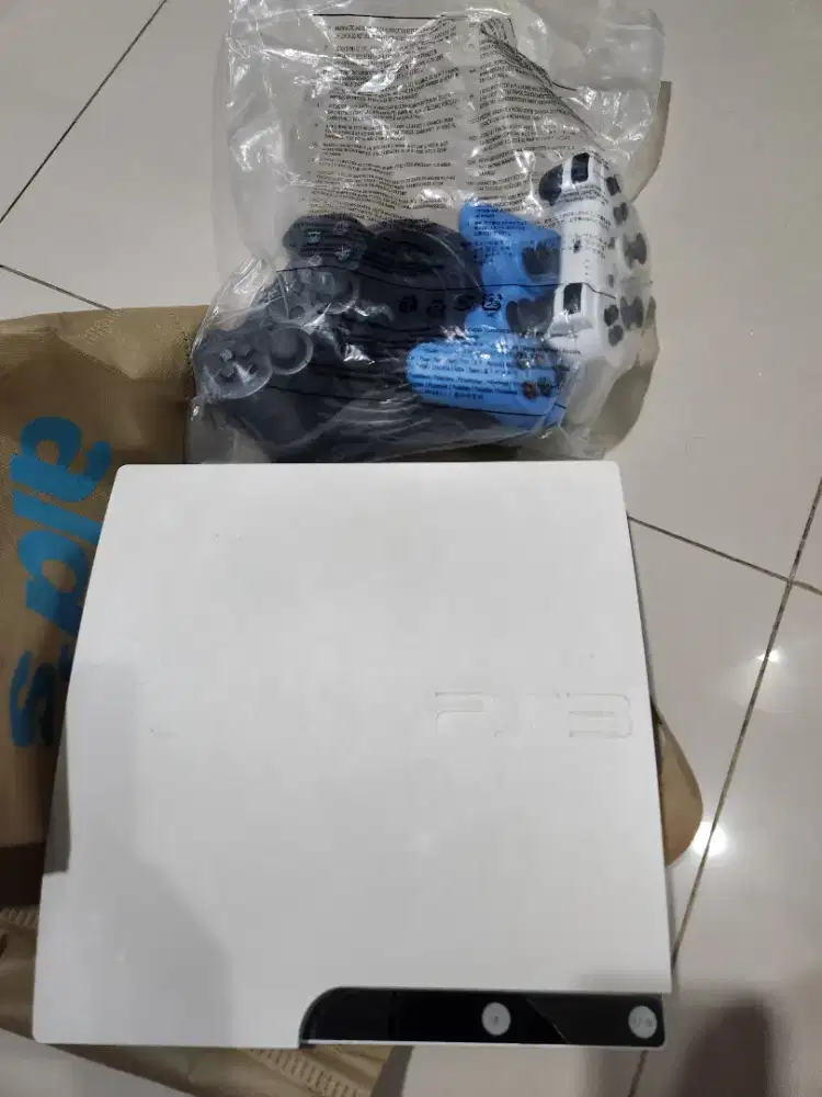 PlayStation 3 - CECH 2512B