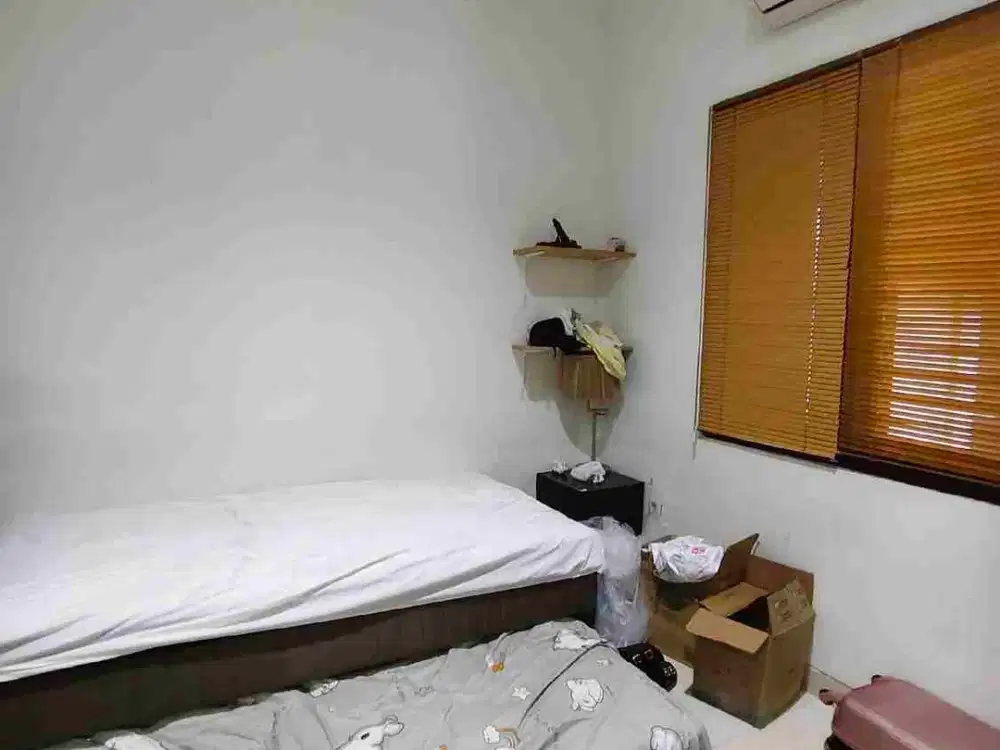 jual cepet sunter agung hoek bagus 2 lantai hadap timur hanya 3.3M nego tipisss