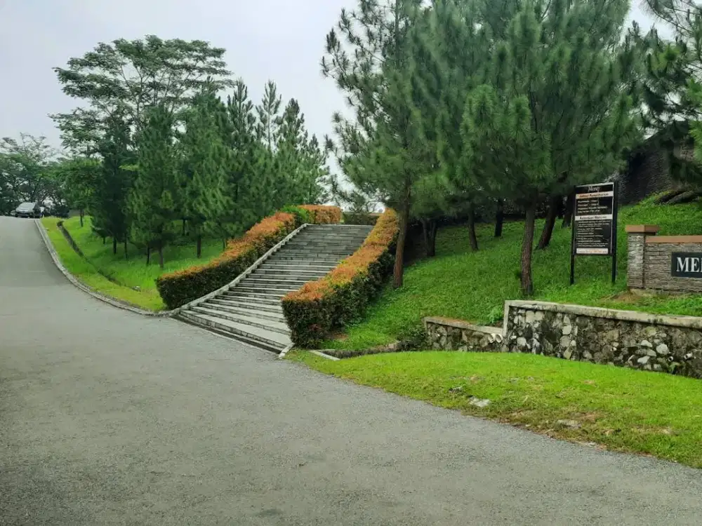 Mercy Mansion - San Diego Hills Memorial Park. Tipe Private Estate. Exclusive dan Private