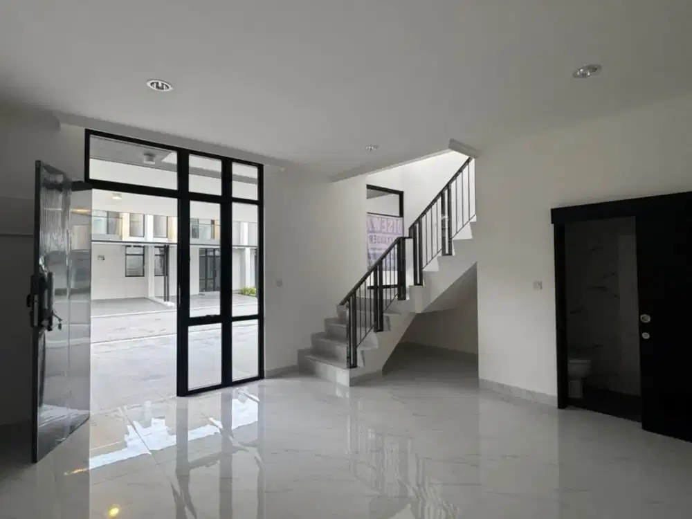 DISEWAKAN RUMAH VILLA PASIR PUTIH PIK 2 UK 6X15 (2 LANTAI) BRAND NEW KOSONGAN HARGA NEGO