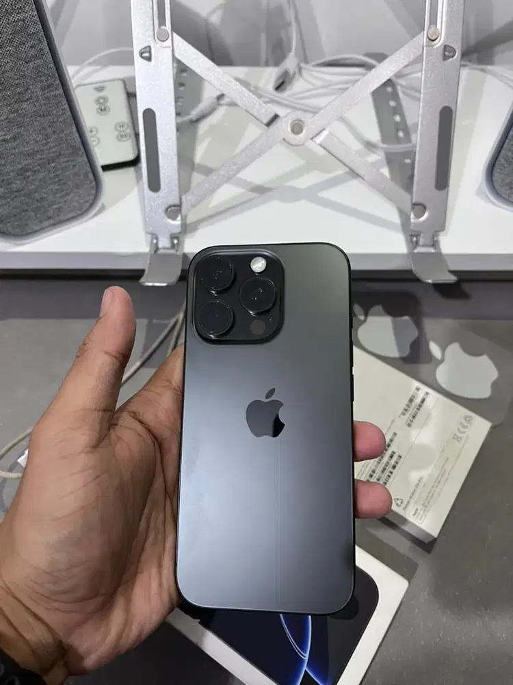 IPHONE 16 PRO 256GB BLACK