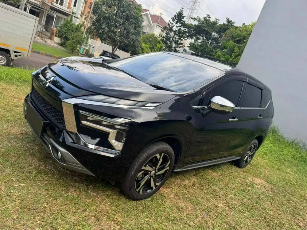 New Xpander Ultimate AT 2022 Matic Hitam Black MPV