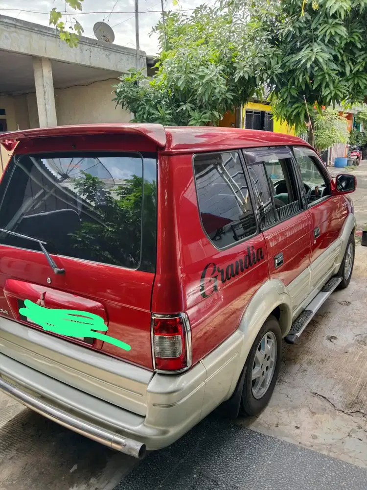 Mitsubishi Kuda 2003 Bensin