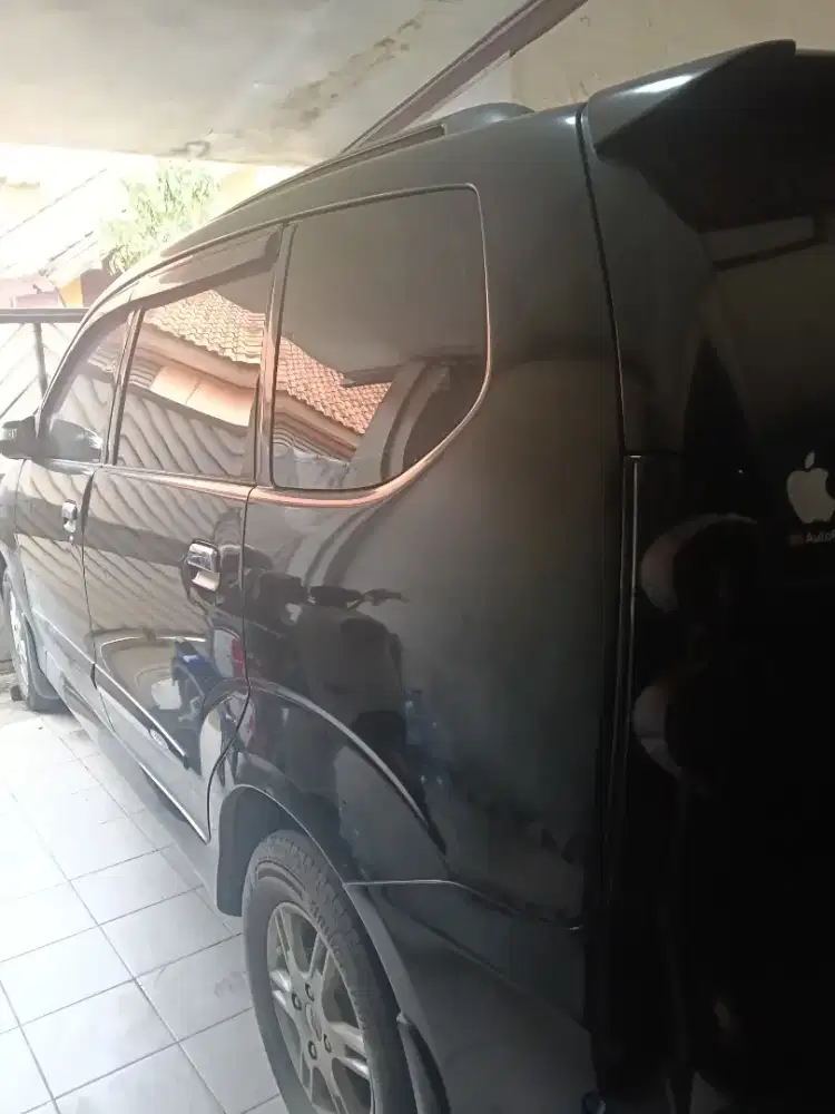 Daihatsu xenia 2010 terawat