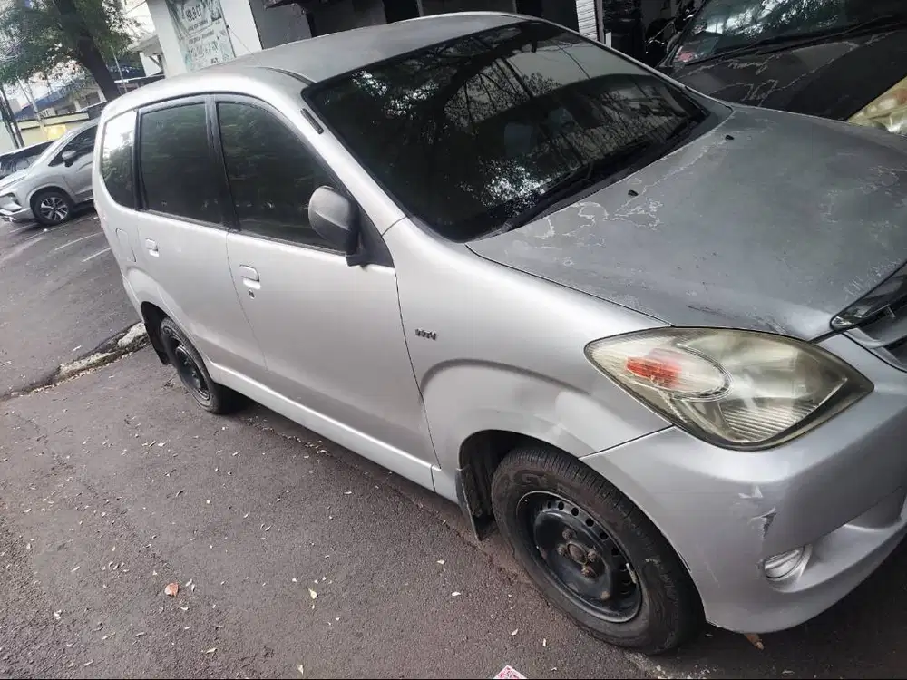 Avanza Type E Tahun 2011