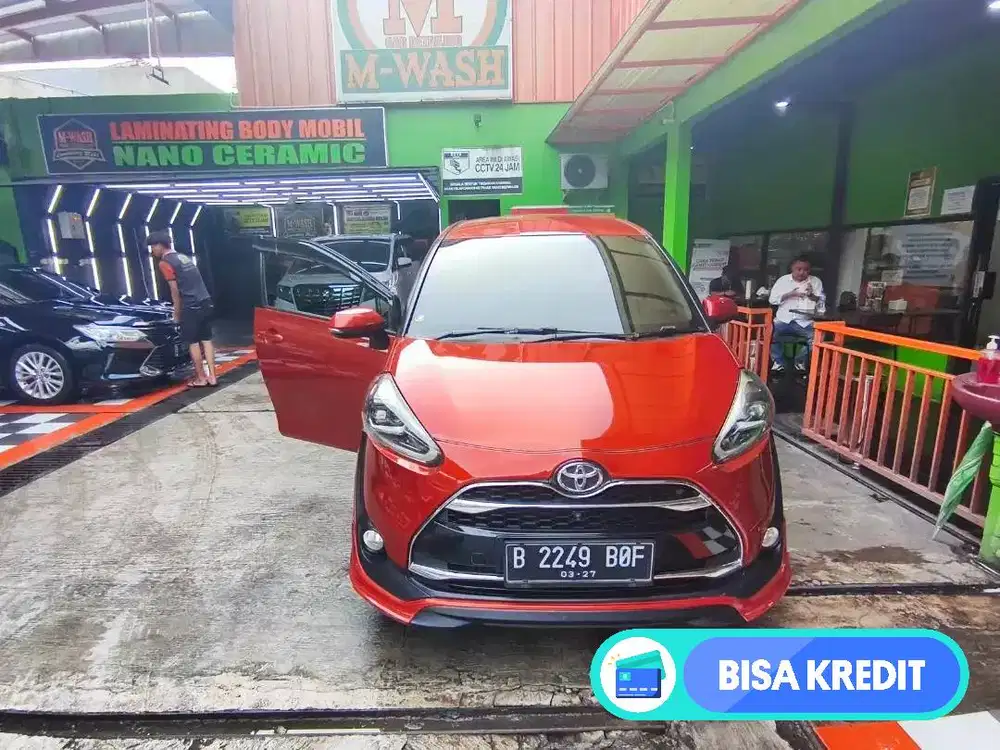 Sienta Q 1500cc Orange Metallic Mulusss Bagusss
