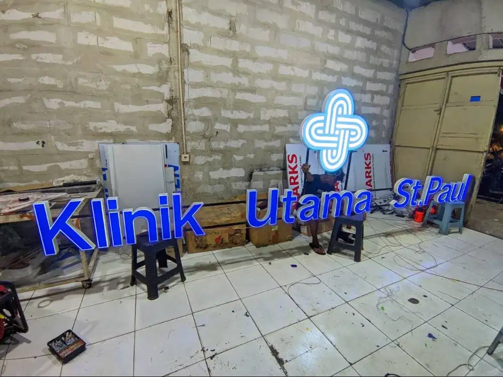 Papan Nama //Neon box//Reklame//Acrylic//Huruf Timbul//Murah