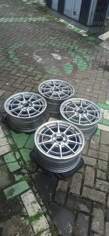 velg xpander like rotiform bisa aerodisk kalcer r 17 5x114 ban tebel