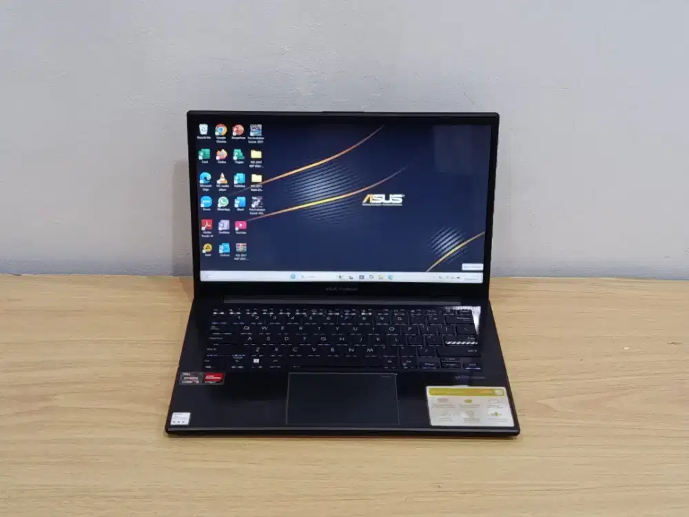 Laptop Asus Vivobook Go 14 E1404FA AMD Ryzen 3 7320U/Ram 8GB/SSD 256GB