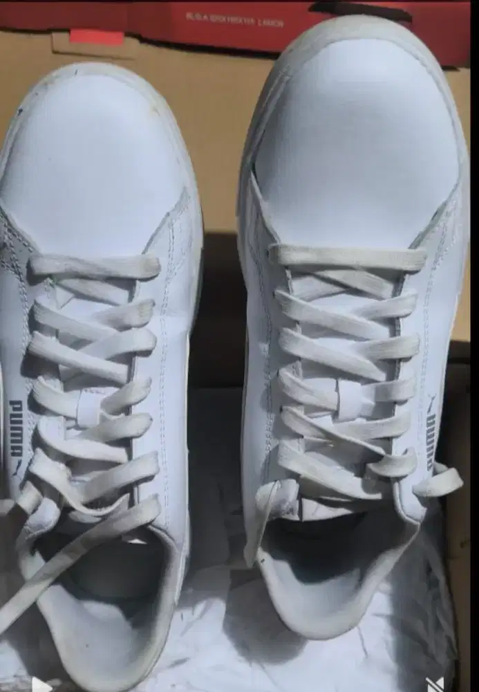 Sepatu Puma Full White Size 42