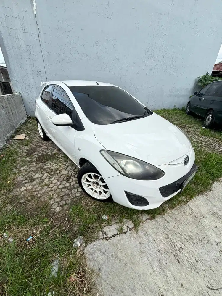 Mazda 2 V HB 2013 Automatic