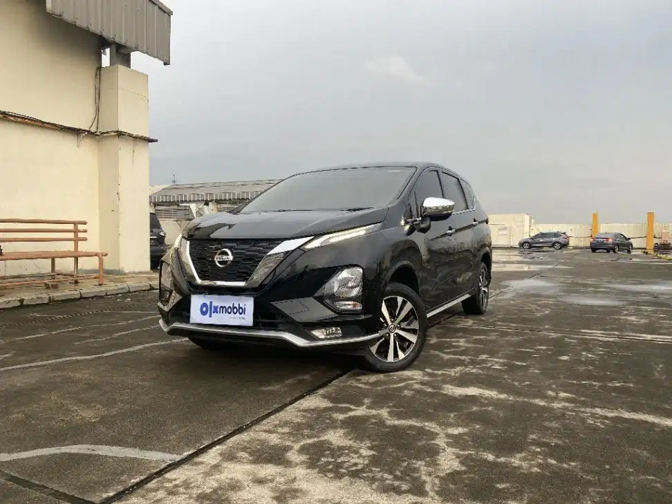 TDP 9,JT, Nissan Livina 1.5 VL Bensin-AT Hitam 2019