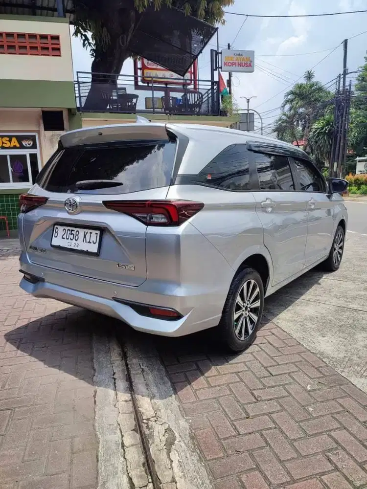 Toyota Avanza G manual th 2023 silver nopol  genap jakarta