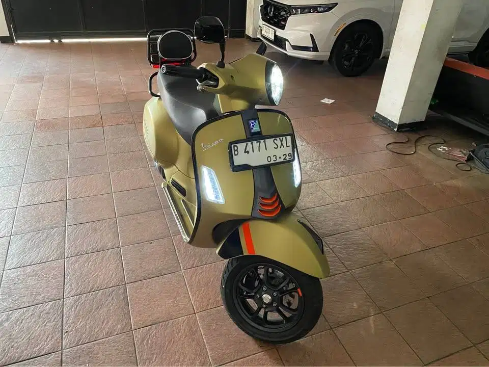 Vespa GTS 150 iGet Super Sport 2023