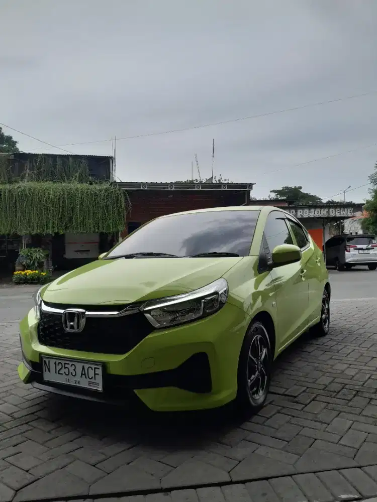 BRIO E CVT AUTOMATIC 2023 HIJAU LIME