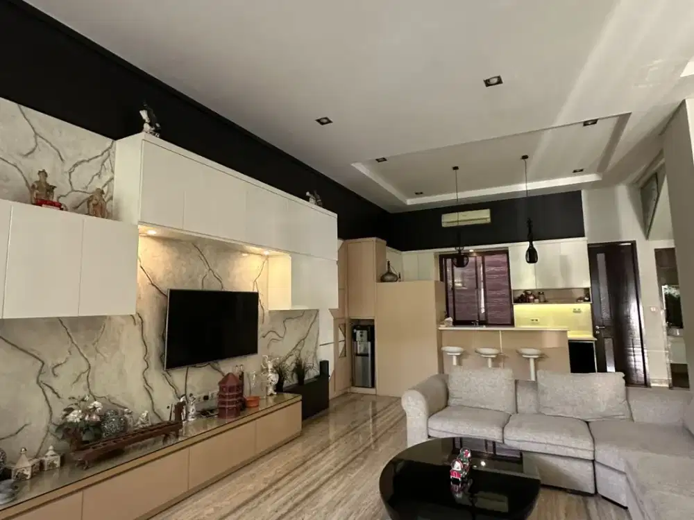 Rumah Katamaran Permai Pik 412m² SHM Sudah Renovasi Adem & Homey