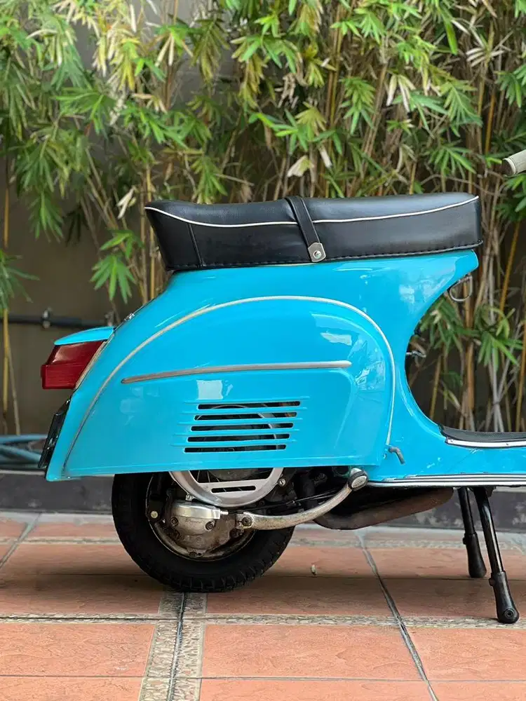 Vespa Super 73 (Astuti) Part Original!