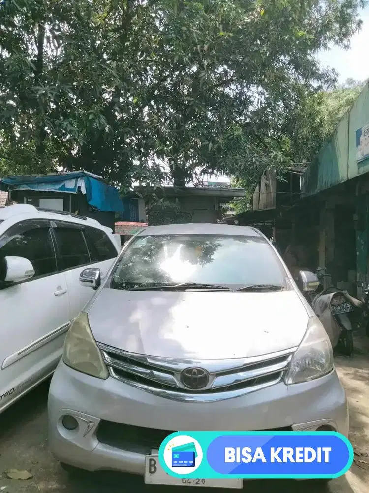 Jual cepat toyota avanza 2014 automatic