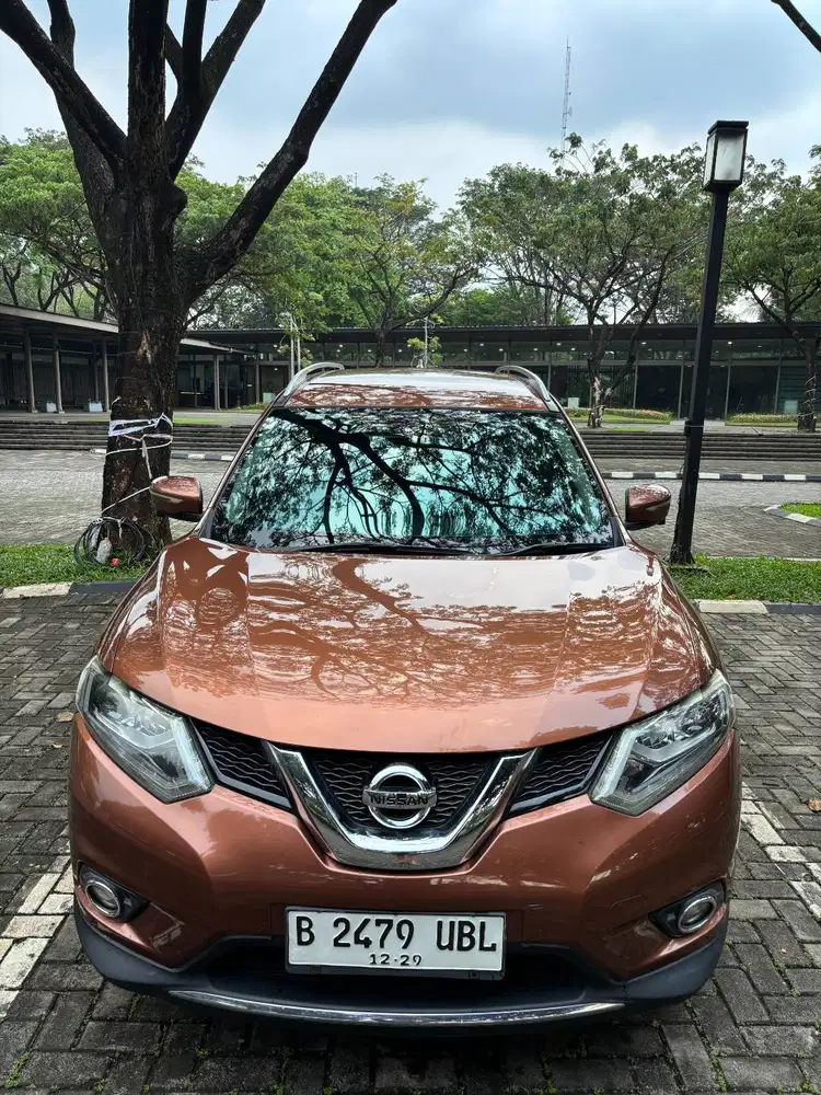 Nissan X-Trail 2.5 AT 2015