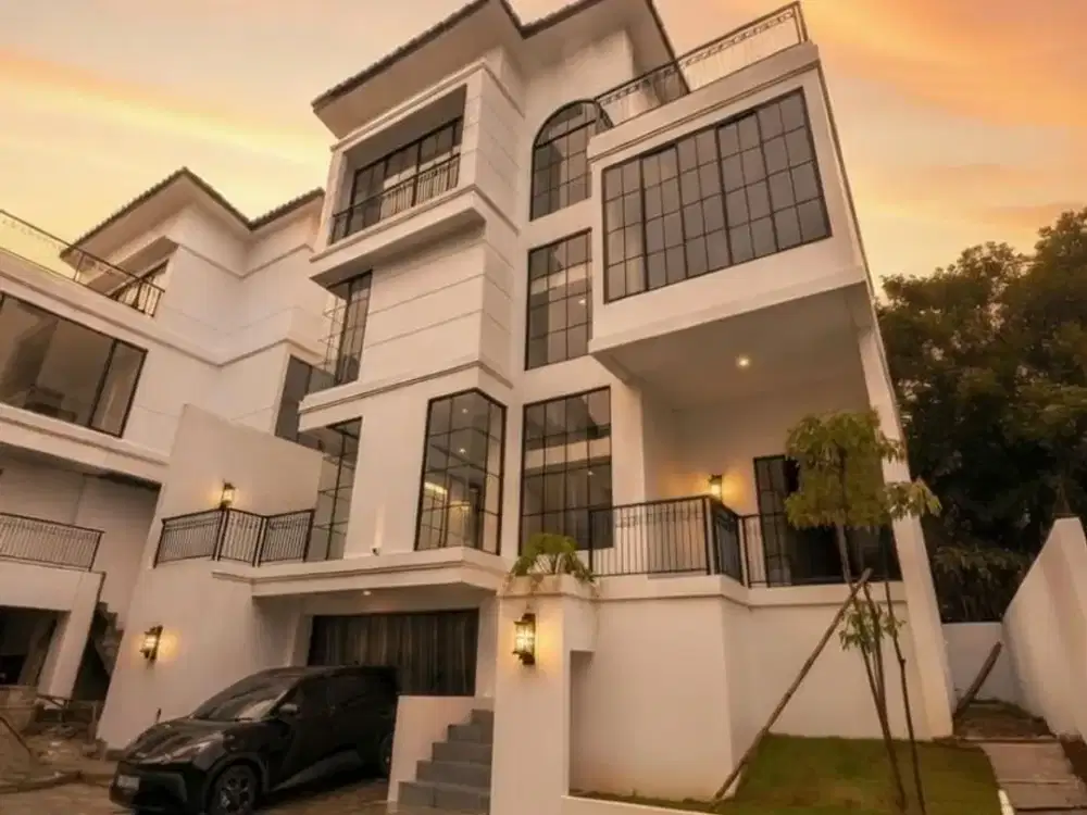 Rumah Brand New 3.5 Lantai Dengan Kolam Renang Pribadi & Rooftop di Tb Simatupang Jakarta Selatan