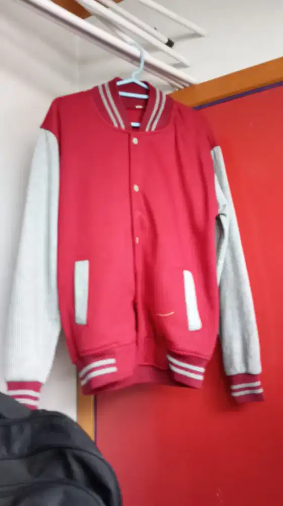 Jaket Baseball Varsity