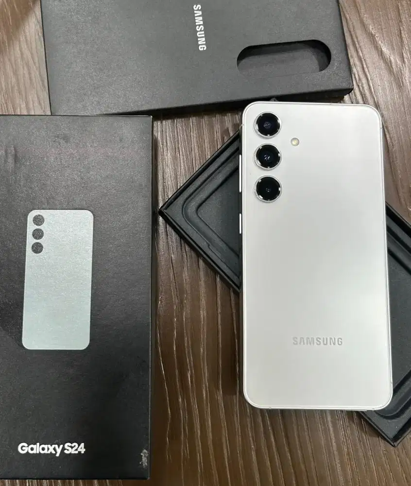 Samsung Galaxy S25+ ram 12/512gb silver nominus fullset