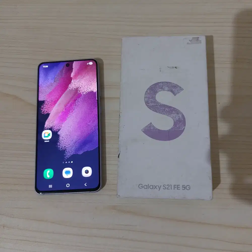 Samsung S21 FE 8/256