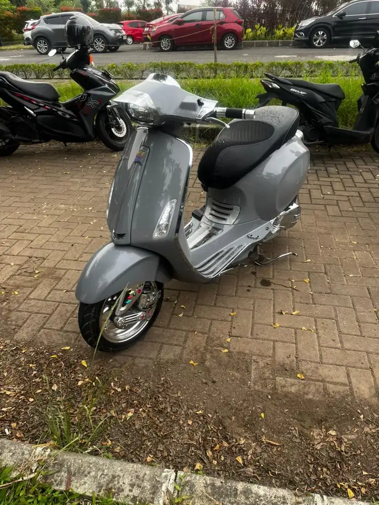 Vespa Sprint 2024