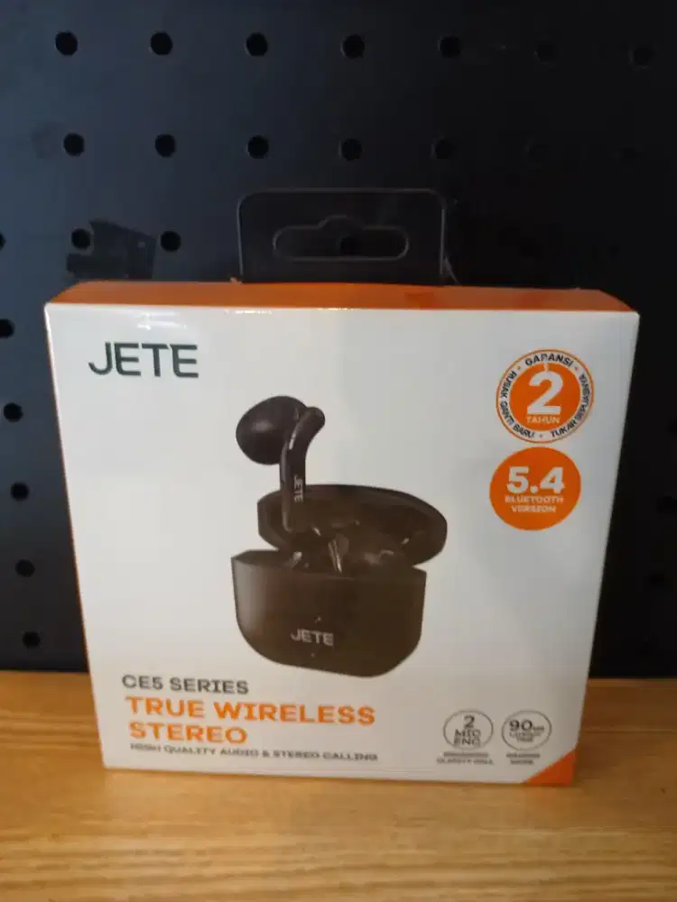 TWS JETE CE5 Earphone Bluetooth Playtime with Gaming Mode
