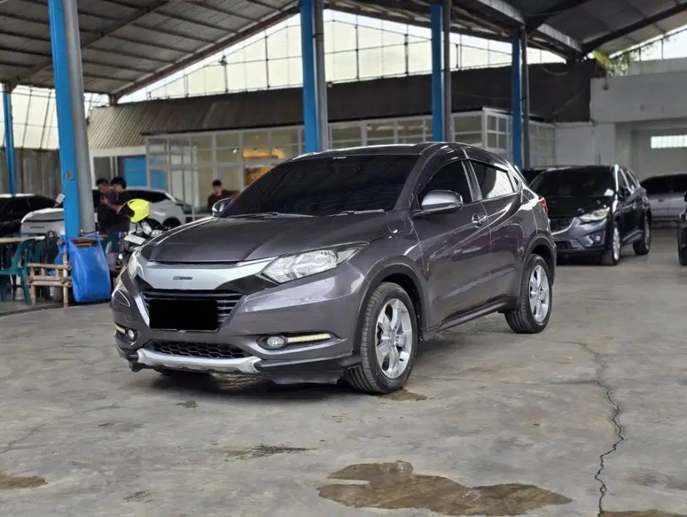 (TDP 28 JUTA) Honda HRV 1.5 E CVT 2015
