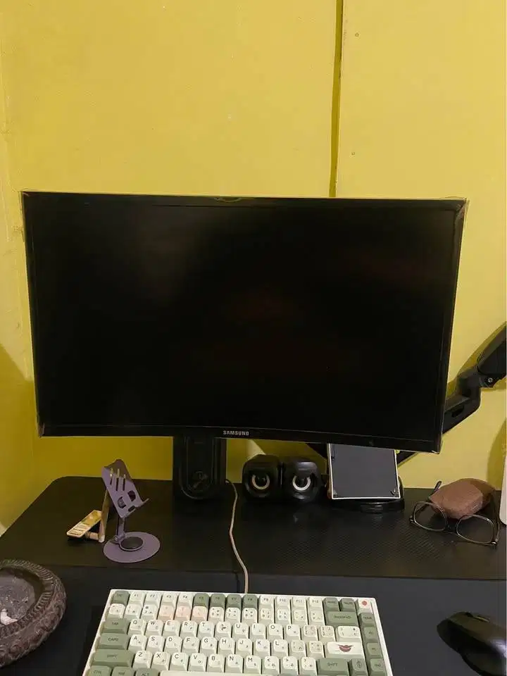 (Jual) Monitor Samsung LED curved 24 inch (Full HD)