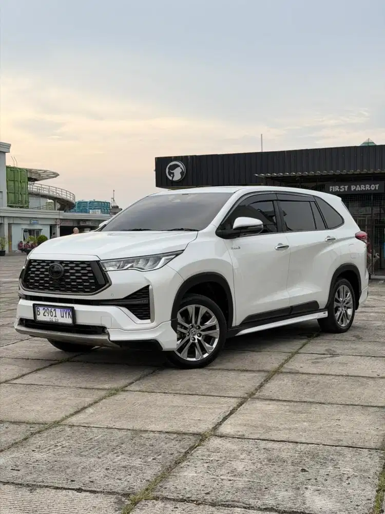 (Km Low 40ribu Record) TOYOTA INNOVA ZENIX 2.0 Q HYBRID MODELISTA 2023