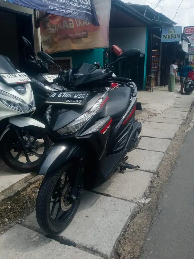 DP 1JT Vario 125 LED OLD 2018 PAJAK PANJANG SIAP PAKAI