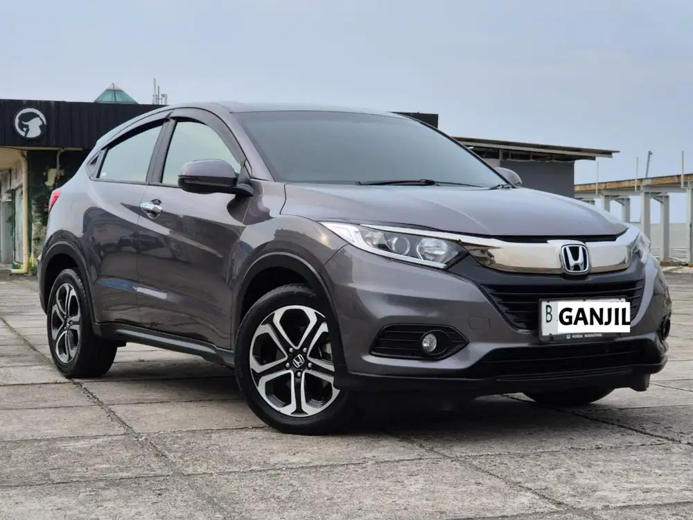 (DP cm 25jt) Low Km Honda HRV E New AT 2021 Tgn1 Grezz Siap Pakai