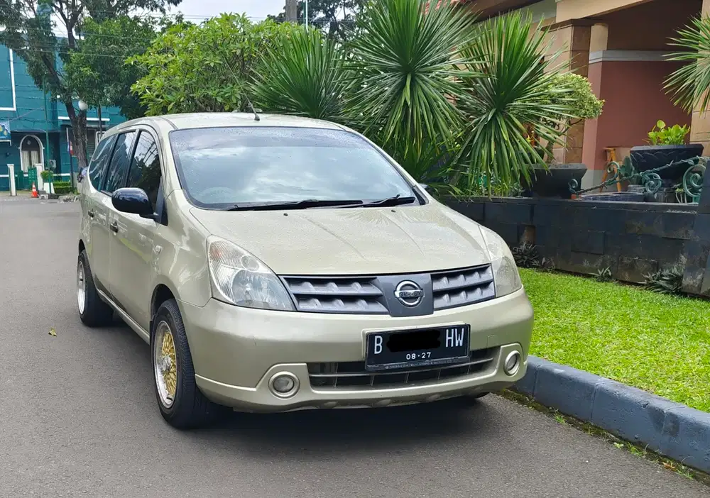 Nissan Livina 2007 Bensin