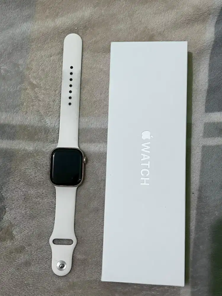 Apple Watch Series 11 Rose Gold 42mm – Mulus Like New, Siap Pakai!