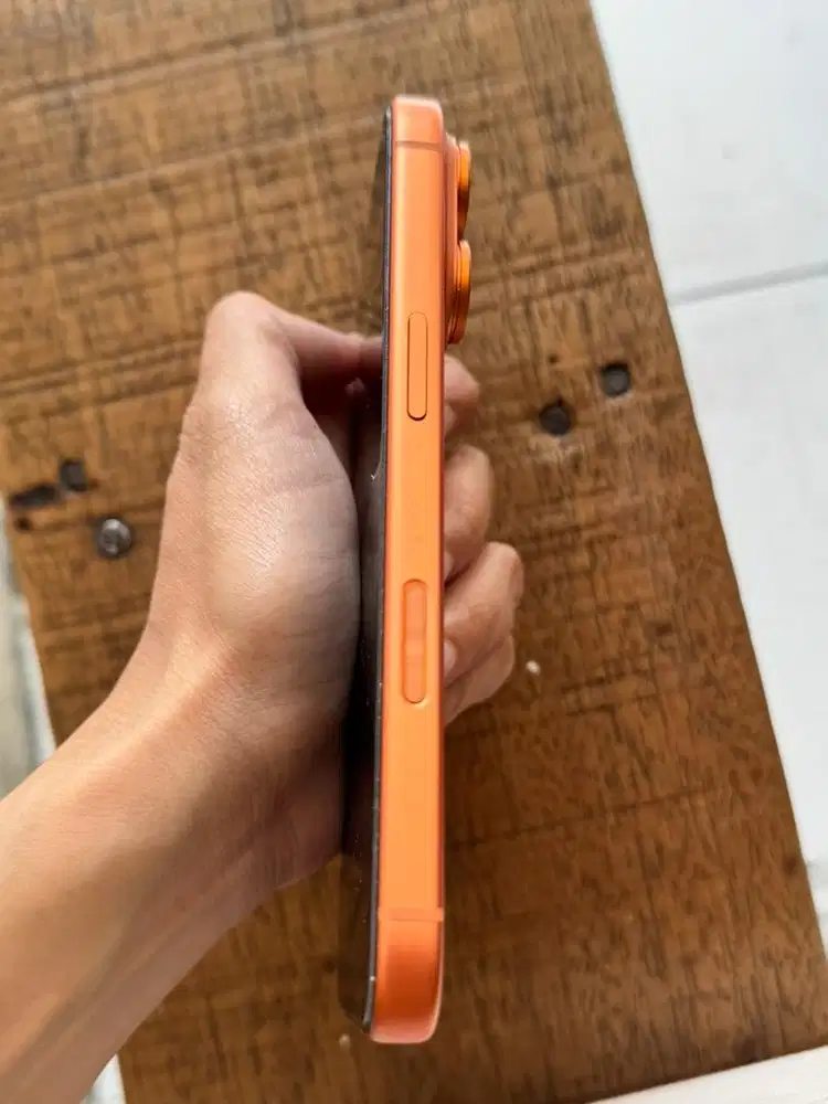 Di jual iphone 17 pro 256 gb ibox